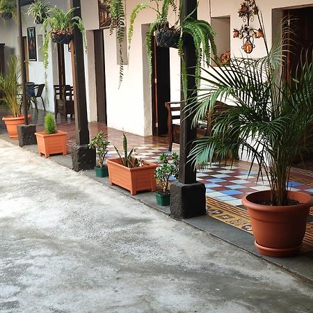 Hotel Francisco'S La Merced Antigua Exterior foto